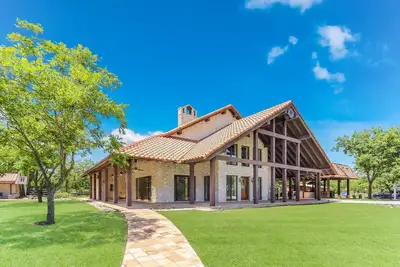 Image de The Hill Country River Retreat in Hunt, Sleep 32