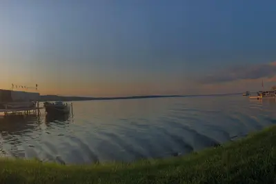 Image de The Point - On Gull Lake