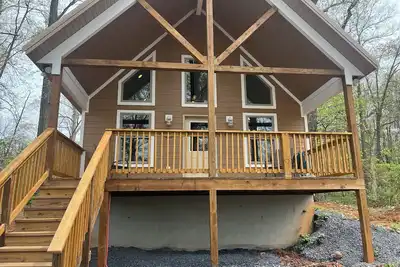 Image de Charming 3-bedroom cabin with WiFi and Ac in Rileyville. Mtn and river views.