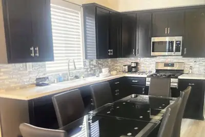 Image de Spacious 4 bedroom house in Gated community! ! ! Don't miss this! ! !