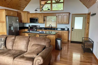 Image de Gorgeous views from this 2 bed/2 bath home near Murphy, Nc