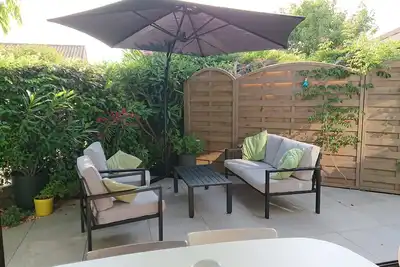 Image de Maison familiale avec terrasses. Résidence sécurisée, piscines, 800 m de la plage.