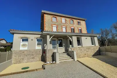 Image de Gîte la Bamboche - 15 couchages, salle sur demande