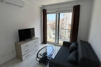 Image de Charming 2-bedroom apartment with WiFi, Ac in amazing Il-Gżira