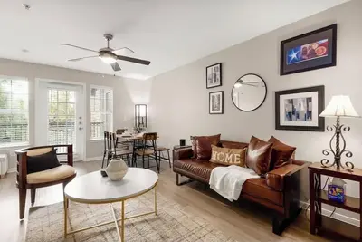 Image de Central Atx Comfort by Lady Bird Lake