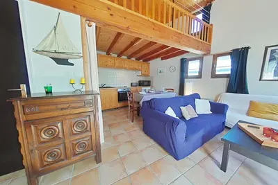 Image de Studio mezzanine charmant, 3 couchages, proche plage