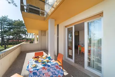 Image de Appartement spacieux avec une vue magnifique sur la mer