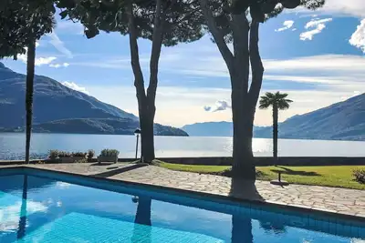 Image de Joli appartement pour 4 personnes avec piscine, Wifi, patio et parking
