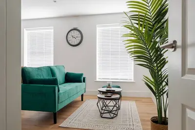 Image de Sandhurst House, 2 Bed, Parking - Pass the Keys