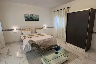 Image de Chambre Avec Salle De Bien Interieur