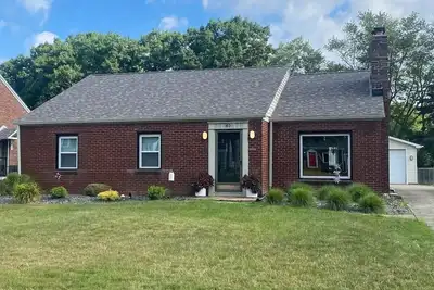 Image de Charming, Cozy, Quiet 3-Bedroom 2-Bath house in the Heart of Boardman w/Laundry