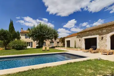 Image de Mas Sainte Croix - Mas authentique rénové en Provence avec Piscine