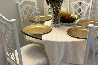 Image de Chic apartment in vibrant Brooklyn with fitness room, WiFi, Ac