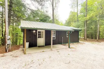 Image de \"Moon Glow\" Cabin - Cozy Climber Retreat in Muir Valley w/ Hot-tub!