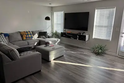 Image de Charming 3-Bedroom Oasis in the Heart of Charlotte