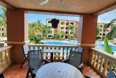 Image de Infinity Bay Resort & Spa 20% Discount \nTRANSPORTATION /Snorkel Trip Included