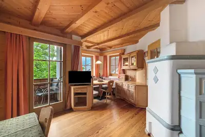 Image de Appartement \"Tanne\" avec vue sur les montagnes, terrasse partagée et Wi-Fi