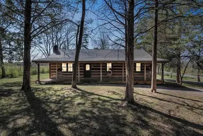 Image de Cozy Lux Cabin With Game Room