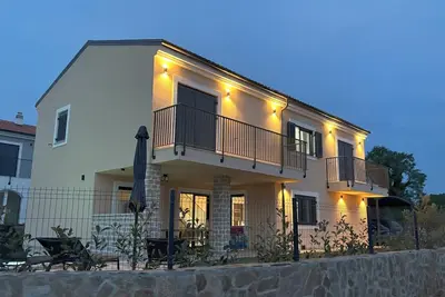 Image de Nouvelle villa pour 8 à Višnjan près de Poreč