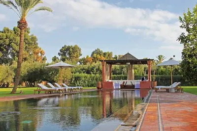 Villa à Marrakech avec 6 chambres à coucher, 12 couchages