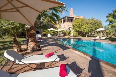 Image de Villa à Oulad Jellal avec 5 chambres à coucher, 10 couchages