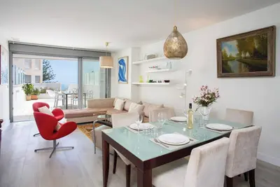 Image de Stylish Apartment  Large Terrace in Historic Mijas.