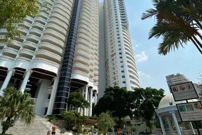 Image de Charming Studio sea-view apartment in phenomenal North Pattaya