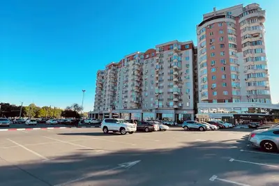Image de 3-bedroom apartment in charming Chișinău