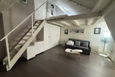 Image de BnBNook - Flat on Ile St-Louis - Heart of Paris