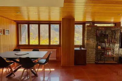 Image de Maison de vacances Rossa pour 1 - 8 personnes avec 3 chambres Ă coucher - Hutte