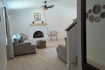 Image de Spacious 6-bedroom house in marvelous Clovis with WiFi, Ac