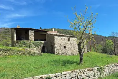 Image de Mas traditionnel Cévenol en pleine nature à une heure de Montpellier