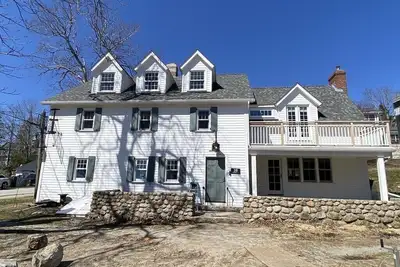 Image de Spacious Exclusive 5-bedroom house in fabulous Chester with WiFi, Ac