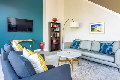 Image de New Contemporary Downtown Loft Walk Everywhere