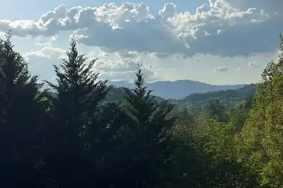 Image de 3 br  3 bath spacious home 1 mi from Robbinsville with WiFi, Ac and 2 car garage