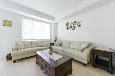 Image de Modern Home 10 mins from Niagara Falls & Attraction for 8 to 10 guests