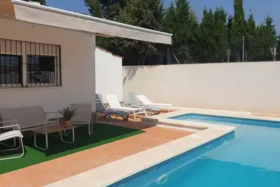 \"Villa Malihu\" Relaxation at a stone's throw from Valencia