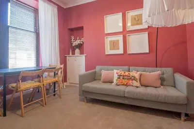 Image de Home Stay near University of the West of Scotland | Pass the Keys