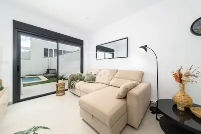 Image de Villa Perla de Pilar - Private pool and rooftop near Beach - by Oyoostays