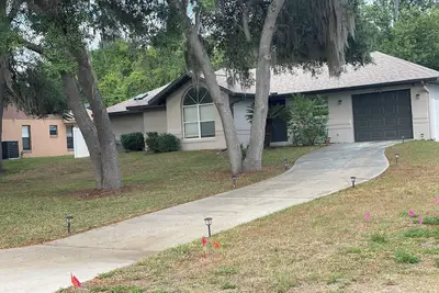 Image de Charming 3-bedroom house with WiFi and Ac in serene Ocala