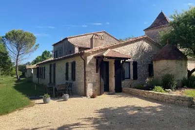 Image de Gite à la campagne avec vue sur Monflanquin
