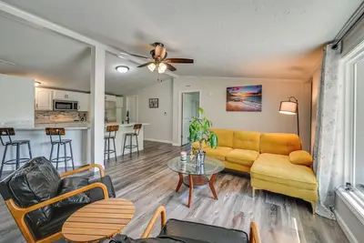 Image de Near Hiking & Fishing: Dale Home w/ Deck!