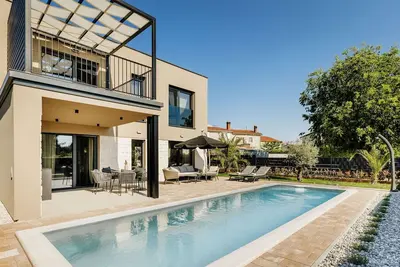Image de Charmante villa de 3 chambres pour 6 personnes, avec piscine d'eau salée