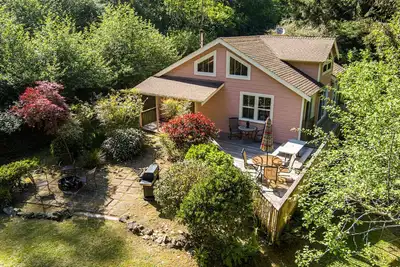 Image de Secluded Forest Escape 3 bdm