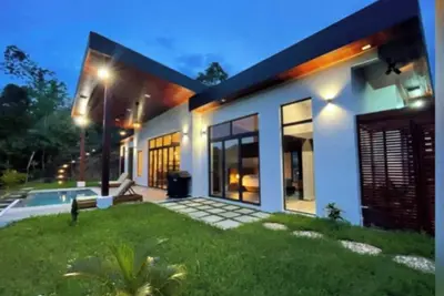 Stunning 2 Br Villa w/ Private Pool and Glorious Views Set Atop a Lush Hill in the Rainforest