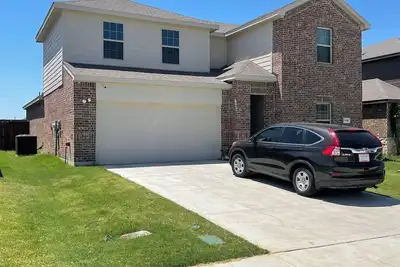 Image de Charming 2 upstairs bedrooms in a private residence shared space Sleeps 2-4.