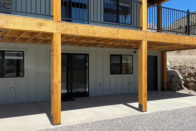 Image de Trailside Basement with Stunning Big Rock Candy Mountain Views