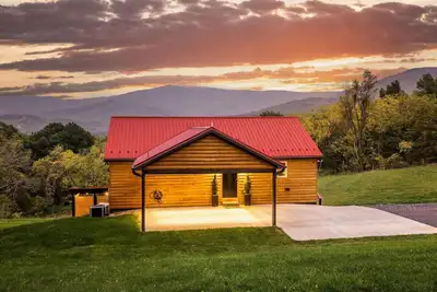 Image de Howdy Cabin: Hot Tub, Stunning Views, Evse, Wi-Fi