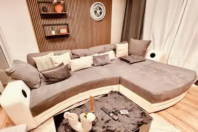 Image de Cologne Luxe Living: Cologne Sülz Perfect location - 4min. Bus & Train - University Hospital Cologne