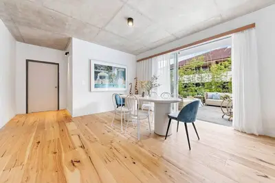 Image de 3 bed close to Wesley Hospital & Suncorp Stadium